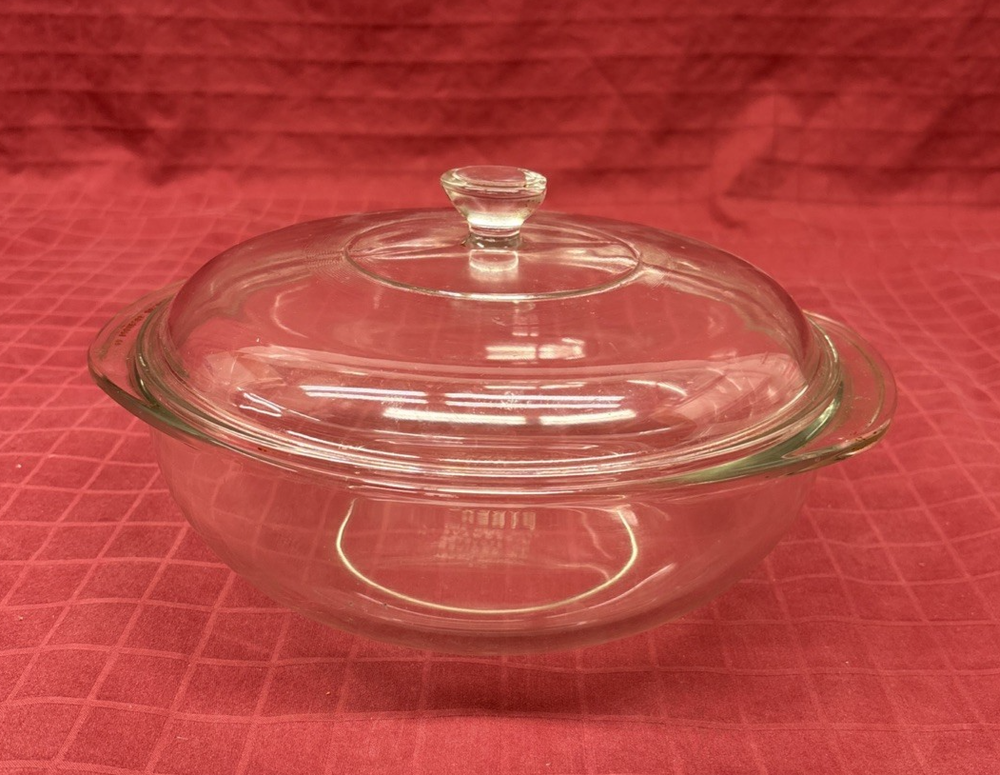Pyrex Round Casserole 024 With Matching Knob Lid 2 Quart Clear Glass Vintage