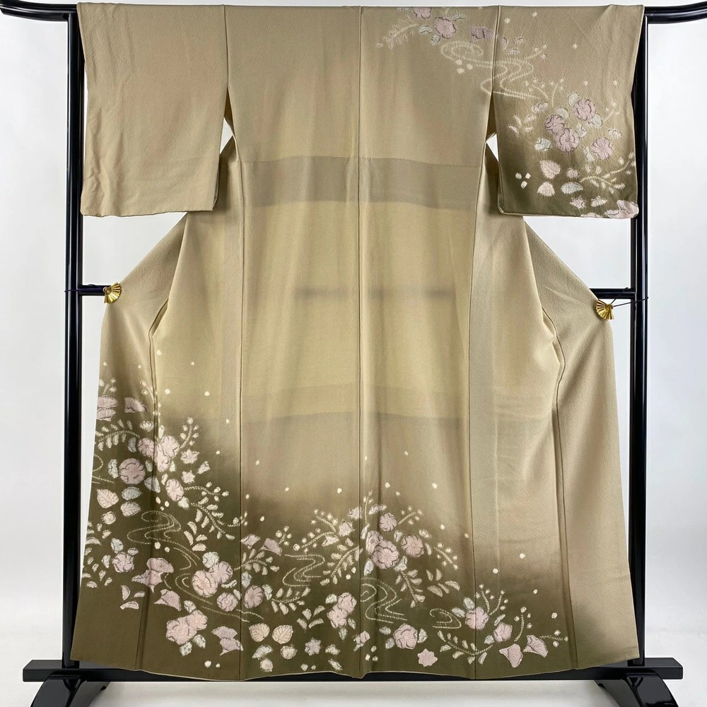 Used M Homongi Kimono Brown Silk Floral Design 156cm Length 64cm Sleeve