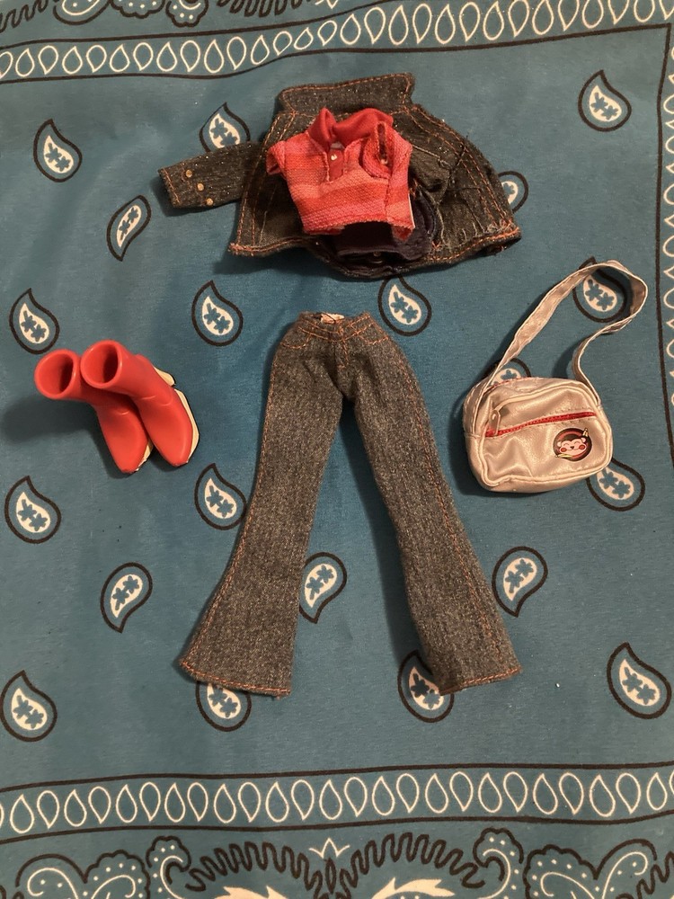 Bratz fashion doll outfit Lot