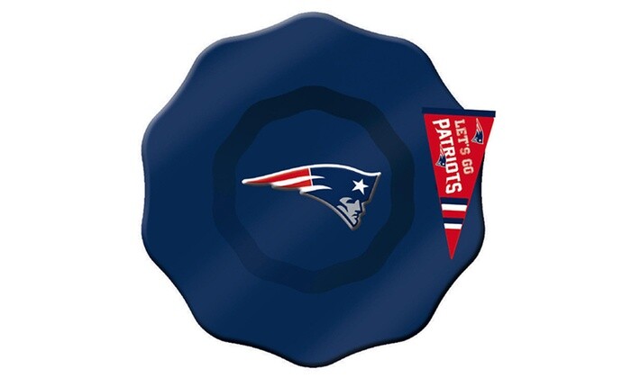 New England Patriots 8-Inch Glass Dip Bowl with Team Charm