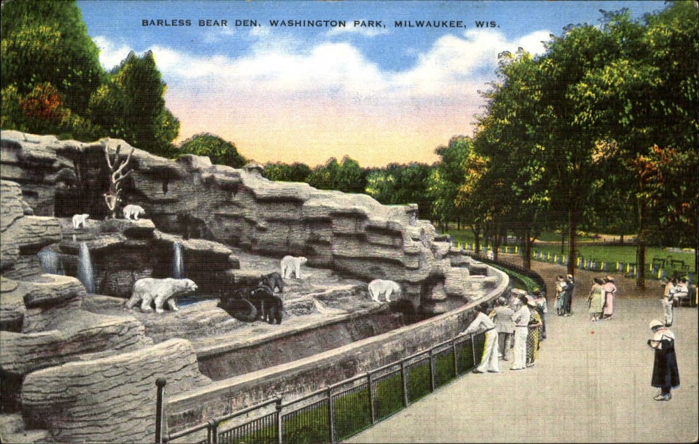 Bear Den Washington Park Milwaukee Wisconsin WI 1940s