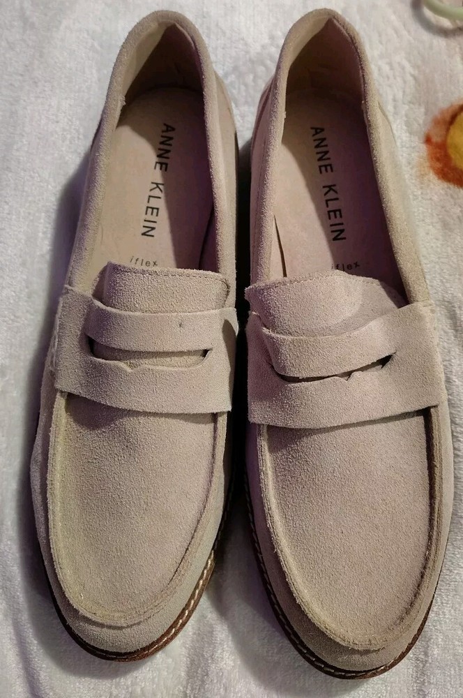 ANNE KLEIN Women's LOAFERS Slip On Shoes 9.5 M iflex Khaki Cream LEATHER NWOB!