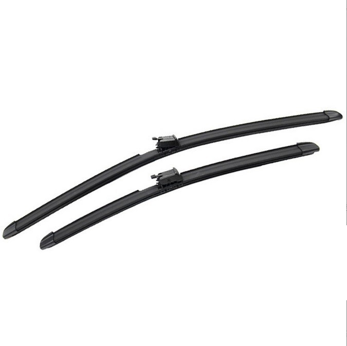 Windshield Wiper Blades For VOLVO  XC60 2018-2023 with Water SPRAY OEM Quality