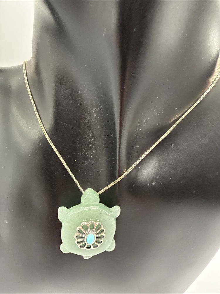 VTG Sterling Silver Aventurine?& Turquoise Turtle Pendant Necklace. 10.2 Grams.