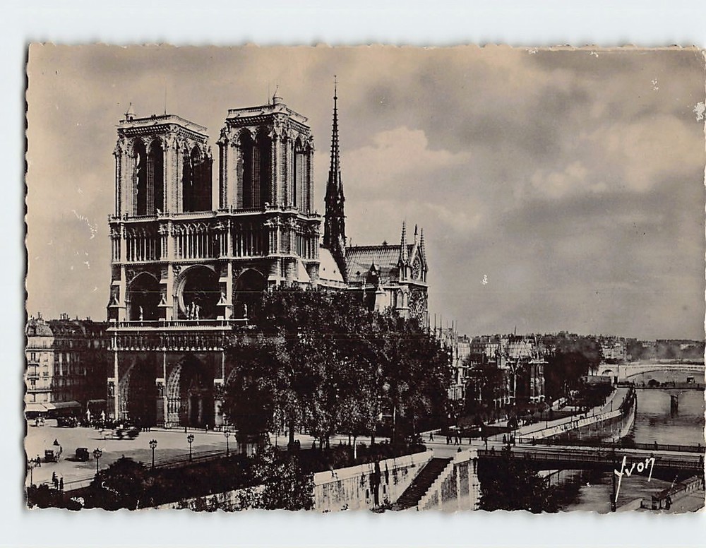 Postcard Vue générale de Notre-Dame, Paris, France