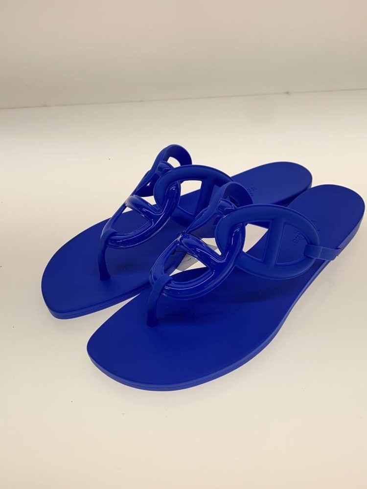 Authentic HERMES Egerie Sandal Size 39 in Blue Rubber with Chaine dAncre Detail