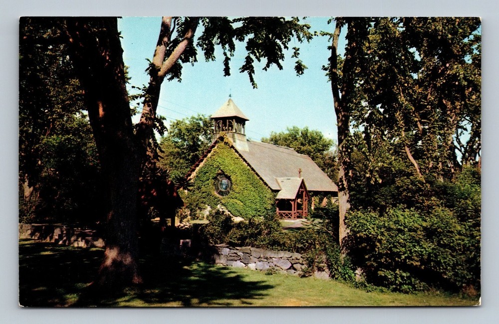Saint Andrews-By-The-Sea Rye Beach NH Vintage Plasticchrome Postcard