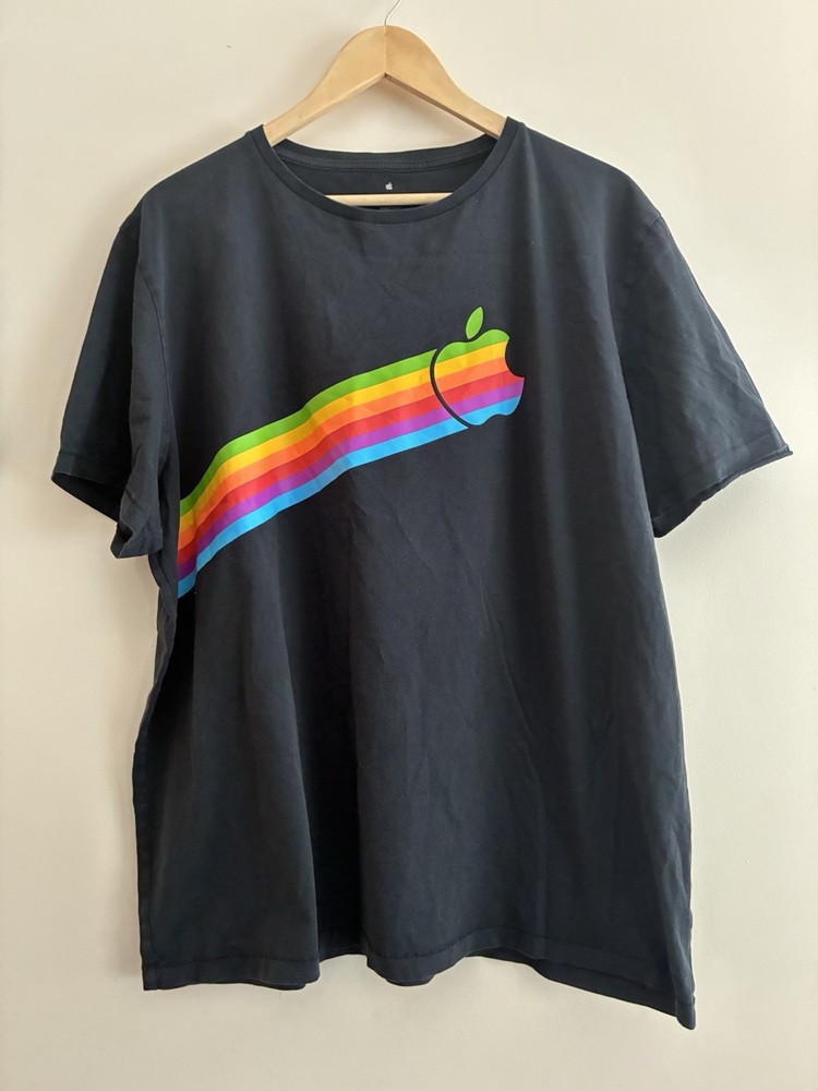 Apple Mens Rainbow Stripe Logo 100% Cotton Crewneck Short Sleeve Shirt Black XXL