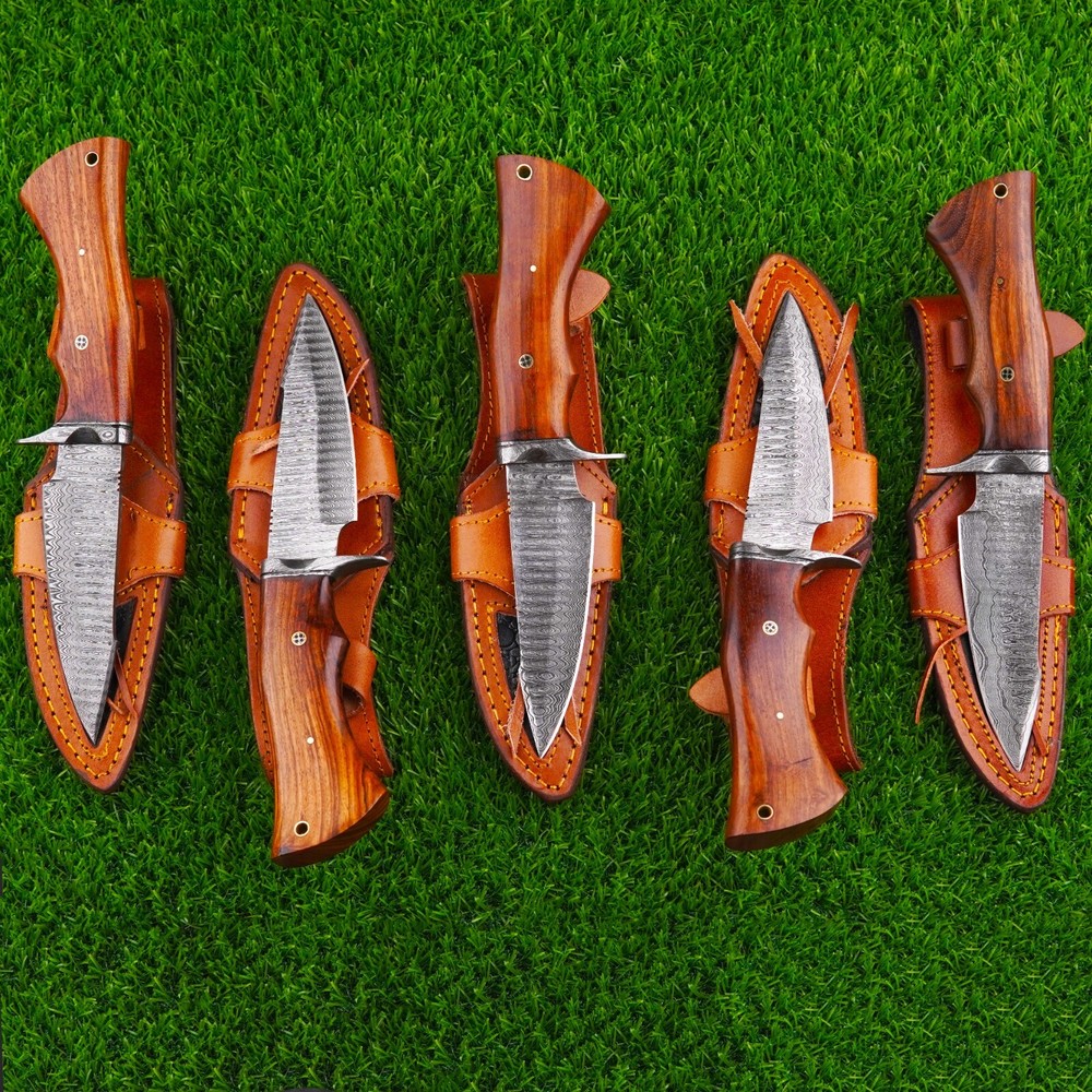 5-Piece Damascus Steel Hunting Knife Set - Full Tang Fixed Blade for Camping