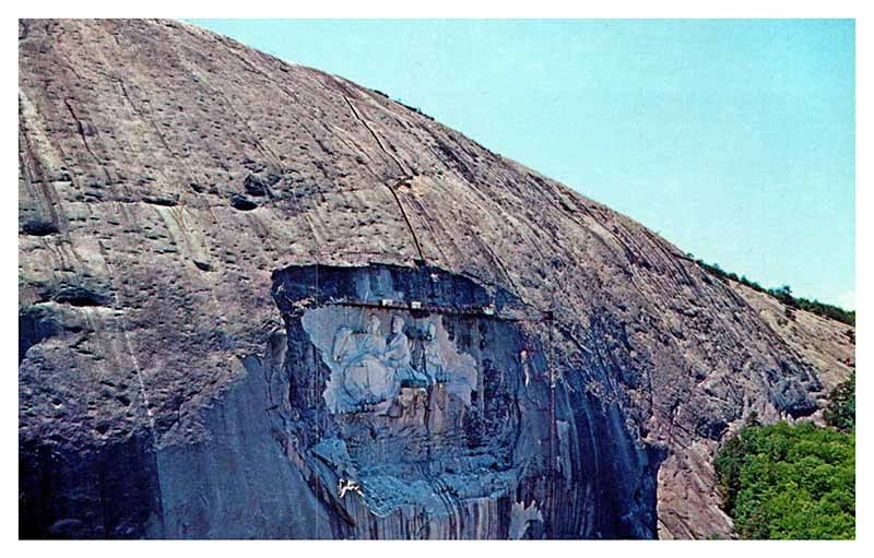 Postcard MONUMENT SCENE Stone Mountain Georgia GA m/09 AS2909
