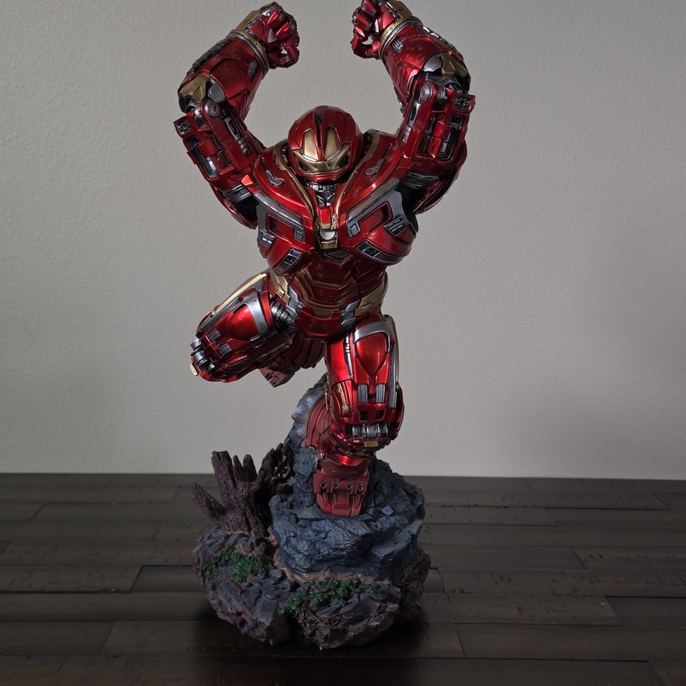 Iron Studios Hulkbuster Avengers Infinity War Resin Statue Marvel Collectible