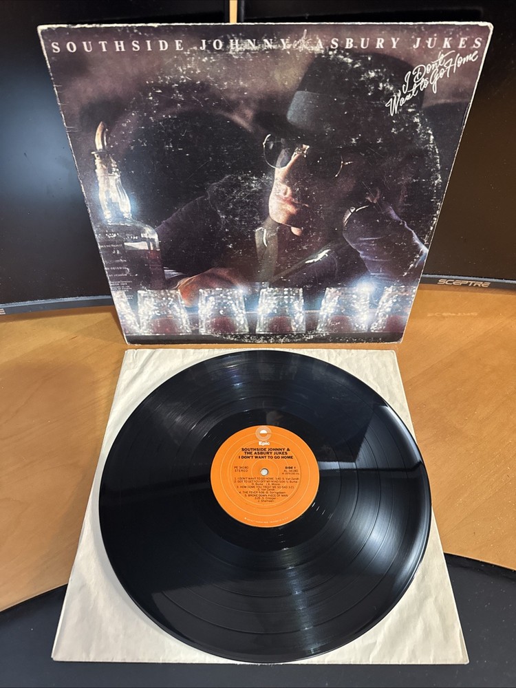 Southside Johnny & the Asbury Jukes I Don't Want to go Home LP Epic PE 34180 B3