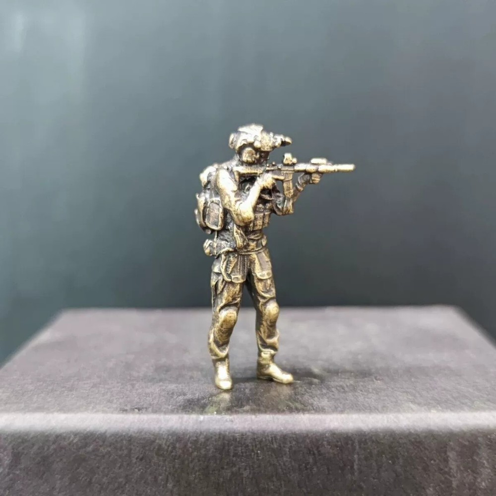 Solid Brass Modern  American soldier Special Forces Soldier Model Ornament
