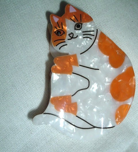 Kitten Cat Pearlized Lucite Hair Claw Clip 3