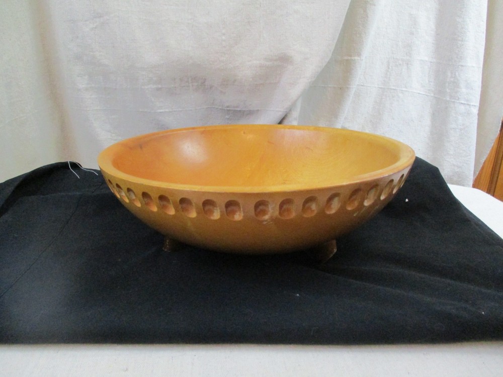 Vintage Rustic 3-Leg Munsing Wood Dough Bowl 13 Round Farmhouse Pedestal