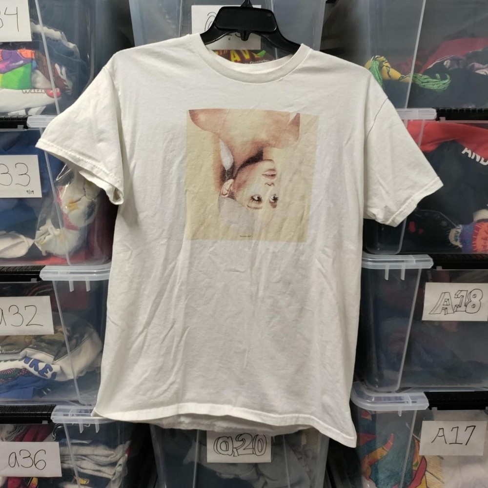 Ariana Grande Shirt Mens Large White Sweetener Album Cover 2018 Fair A253ed