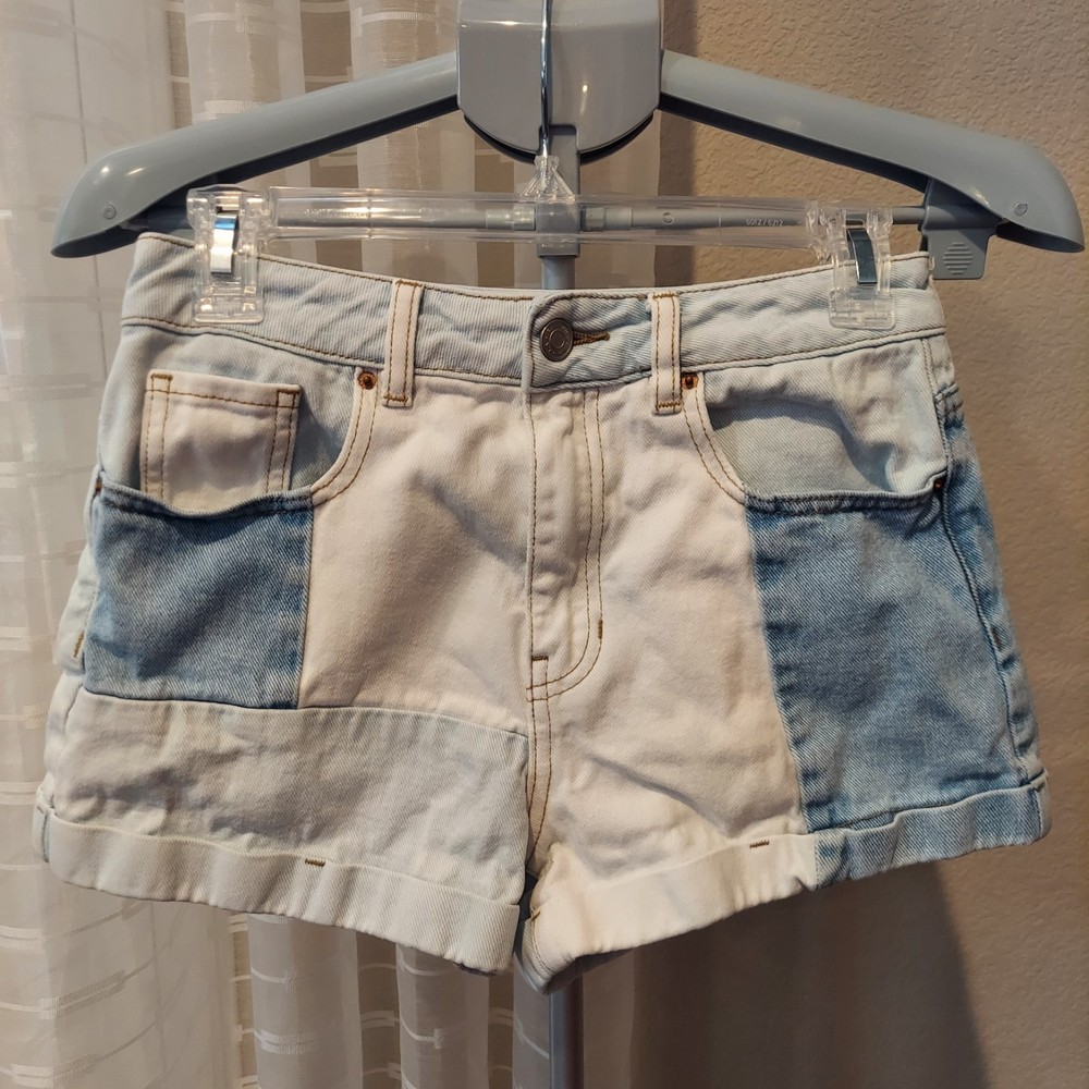 PacSun Shorts Women's Size 26 Patchwork Denim Cuffed Mom Short