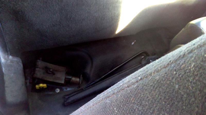 SIERRA150 2011 Jack 1037076341 NO FOAM TRAY NO SPARE TIRE