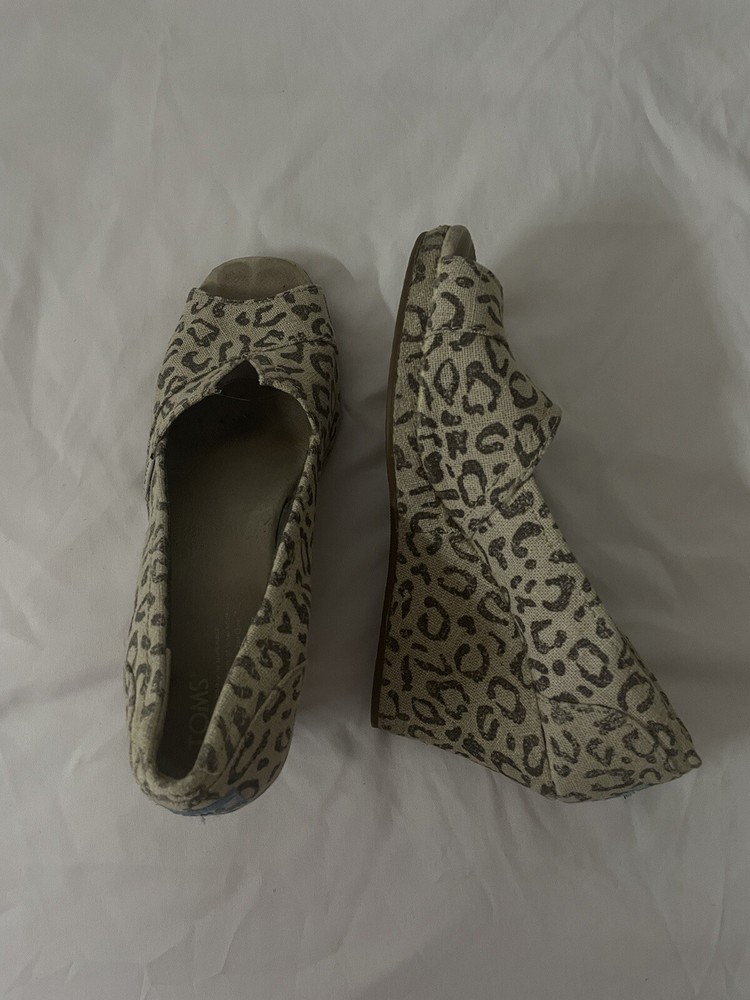 2000s Leopard Print Toms Wedge Espadrilles Slip-Ons
