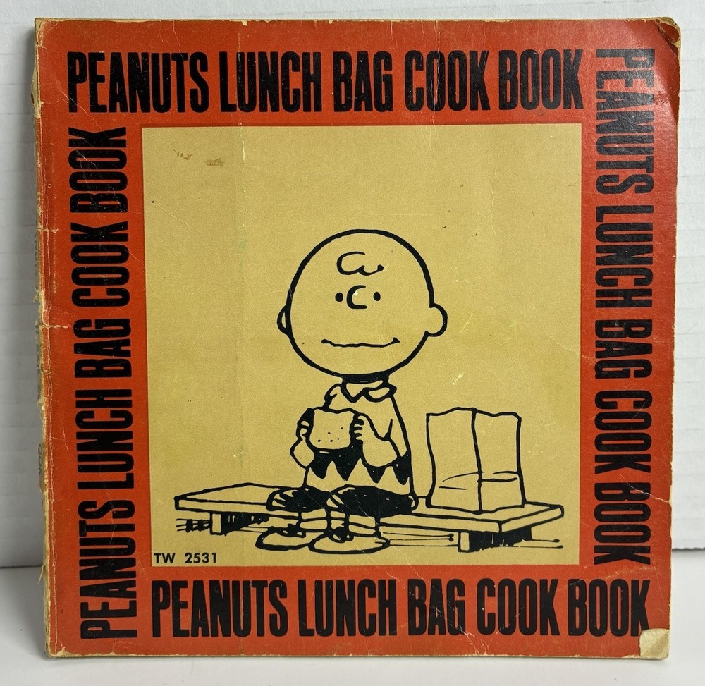 Vintage Peanuts Lunch Bag Cookbook Charlie Brown 1970’s Paperback Recipe Book