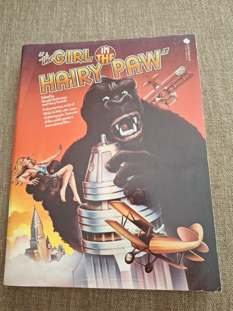 The Girl in the Hairy Paw by Harry Geduld, 1st Flare Printing 1976. USA