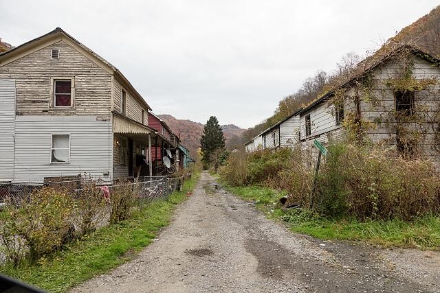 Photo:Elkhorn West Virginia 2015 Pearly Road Dirt Street Row Houses