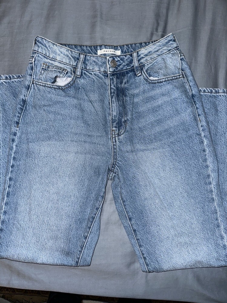 Women’s Light Blue Wash Denim Pacsun Mom Jeans Size 26