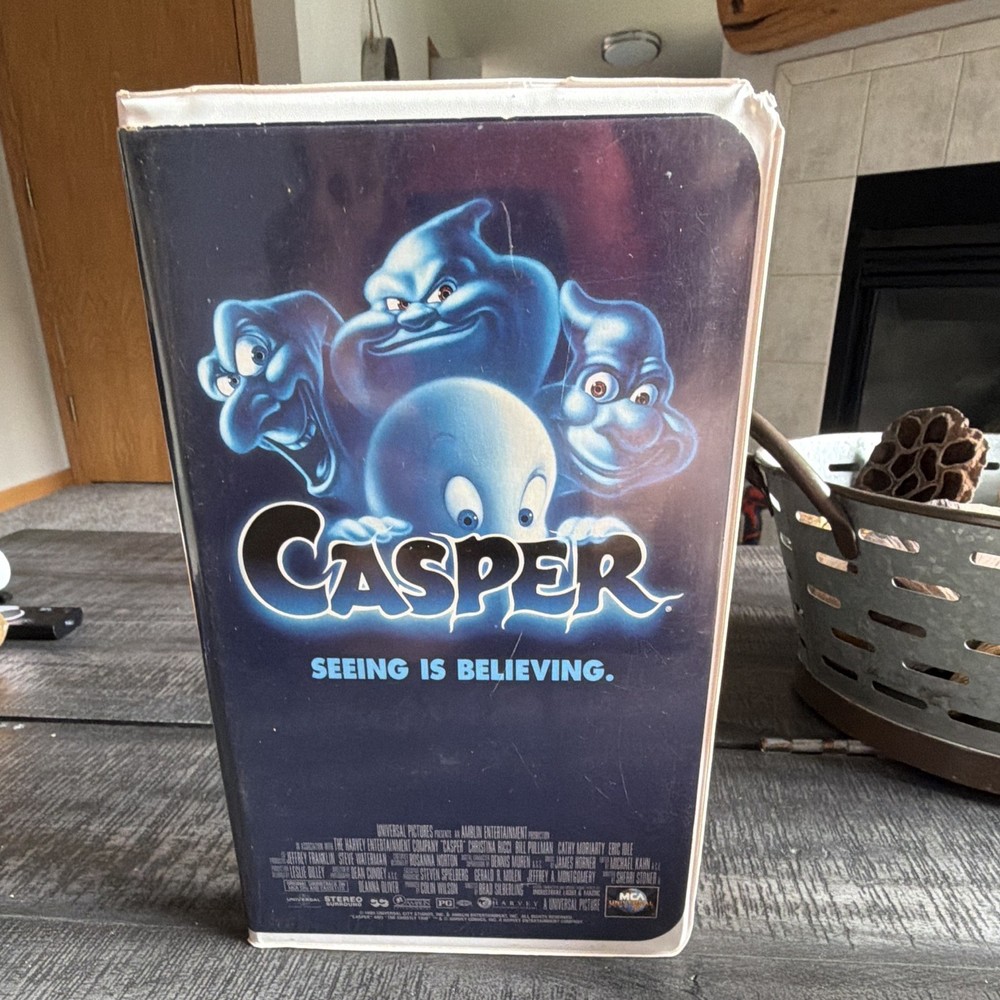 MCA Universal Casper (1995) Family Fantasy Comedy VHS NTSC Clamshell PG