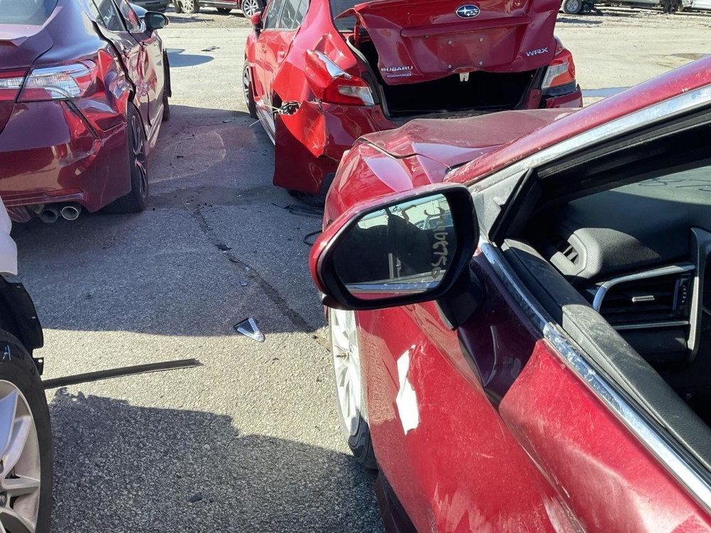 Driver Side View Mirror Power Non-heated Fits 18-19 CAMRY 4692010