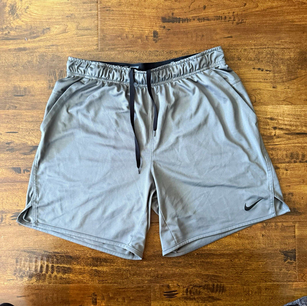 Nike Men's M Dri-FIT Gray Athletic Knit Shorts Drawstring Elastic Waist