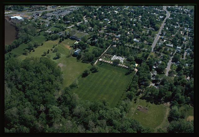 Photo:Columbus Indiana Miller House 1950s Aerial View