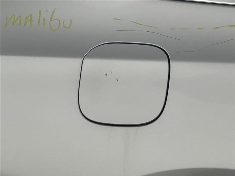 MALIBU    2017 Fuel Filler Door 2650894
