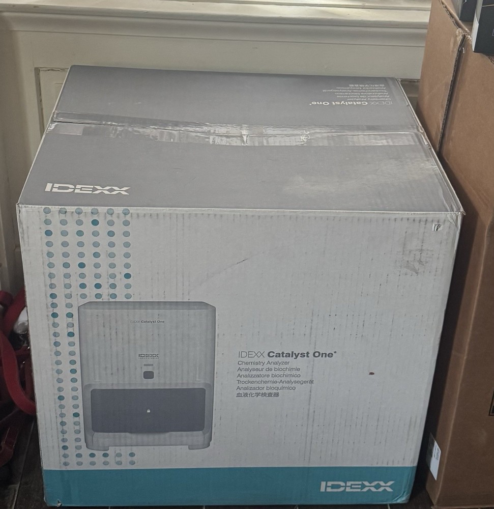 IDEXX Catalyst Veterinary Blood Chemistry Analyzer