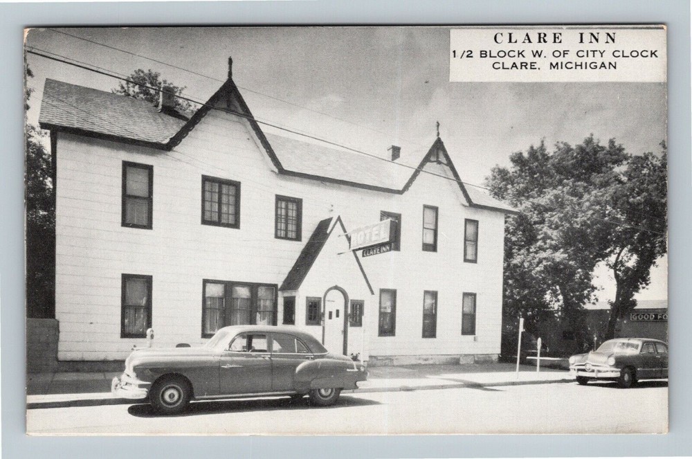 Clare MI-Michigan, Clare Inn, Classic Cars, Antique Vintage Souvenir Postcard