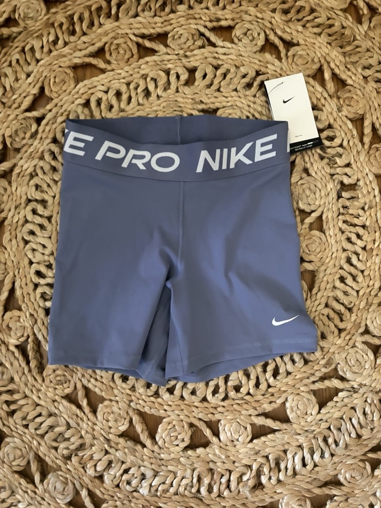 Nike Pro Gray Compression Training Shorts Women’s Small NWT
