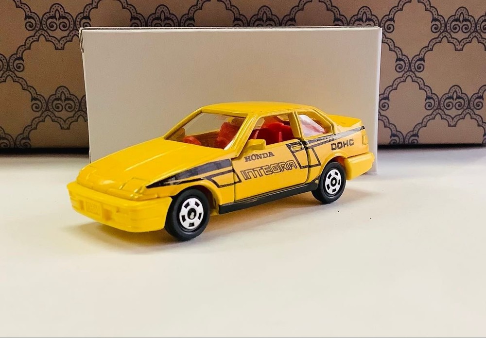 Takara Tomy Tomica Honda Quint Integra Mini Car
