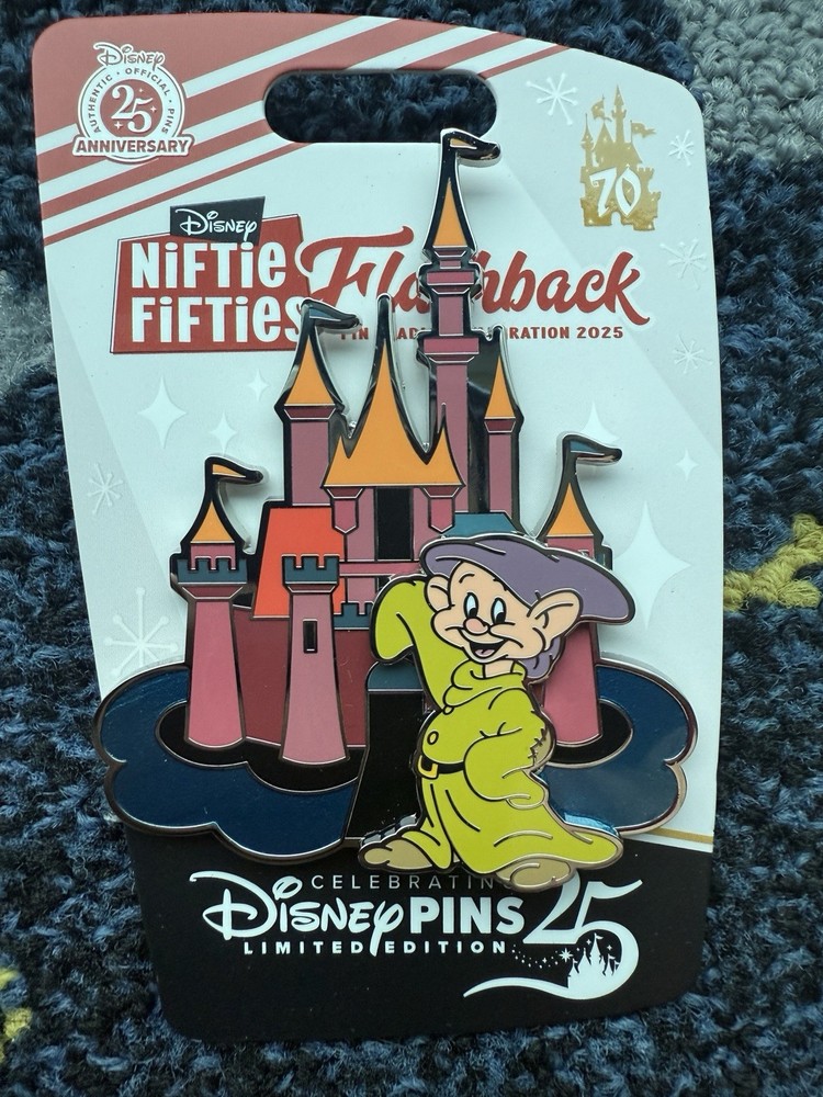 Disney Niftie Fifties Flashback Castle Characters Dopey Mini Jumbo LE 500 Pin