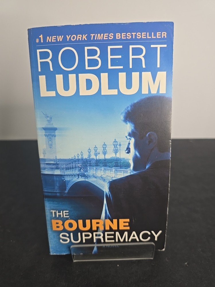 Robert Ludlum The Bourne Supremacy (2012 Bantam Mass Market PB) Like New