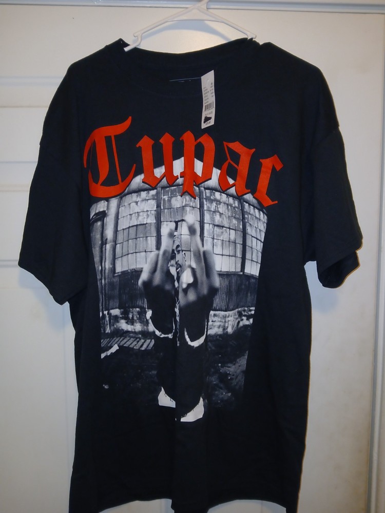 Tupac Shirt W/ Tags (XL)