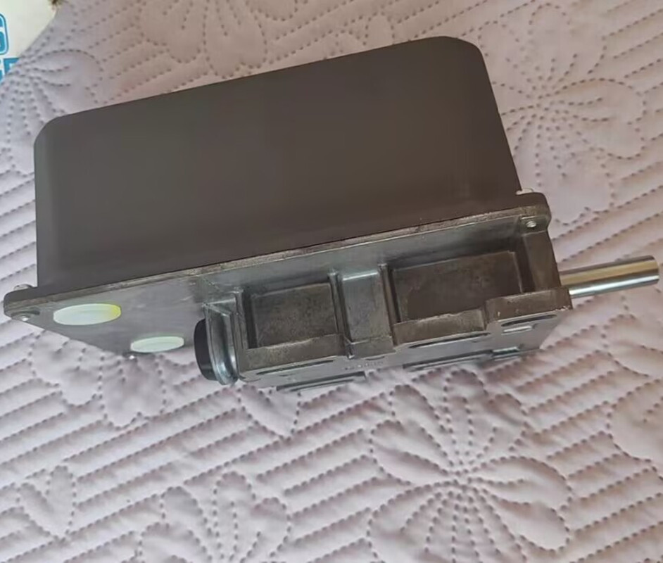 1Pcs New G 50-017-M44/44Y-M20-FL2 # DHL or Fedex