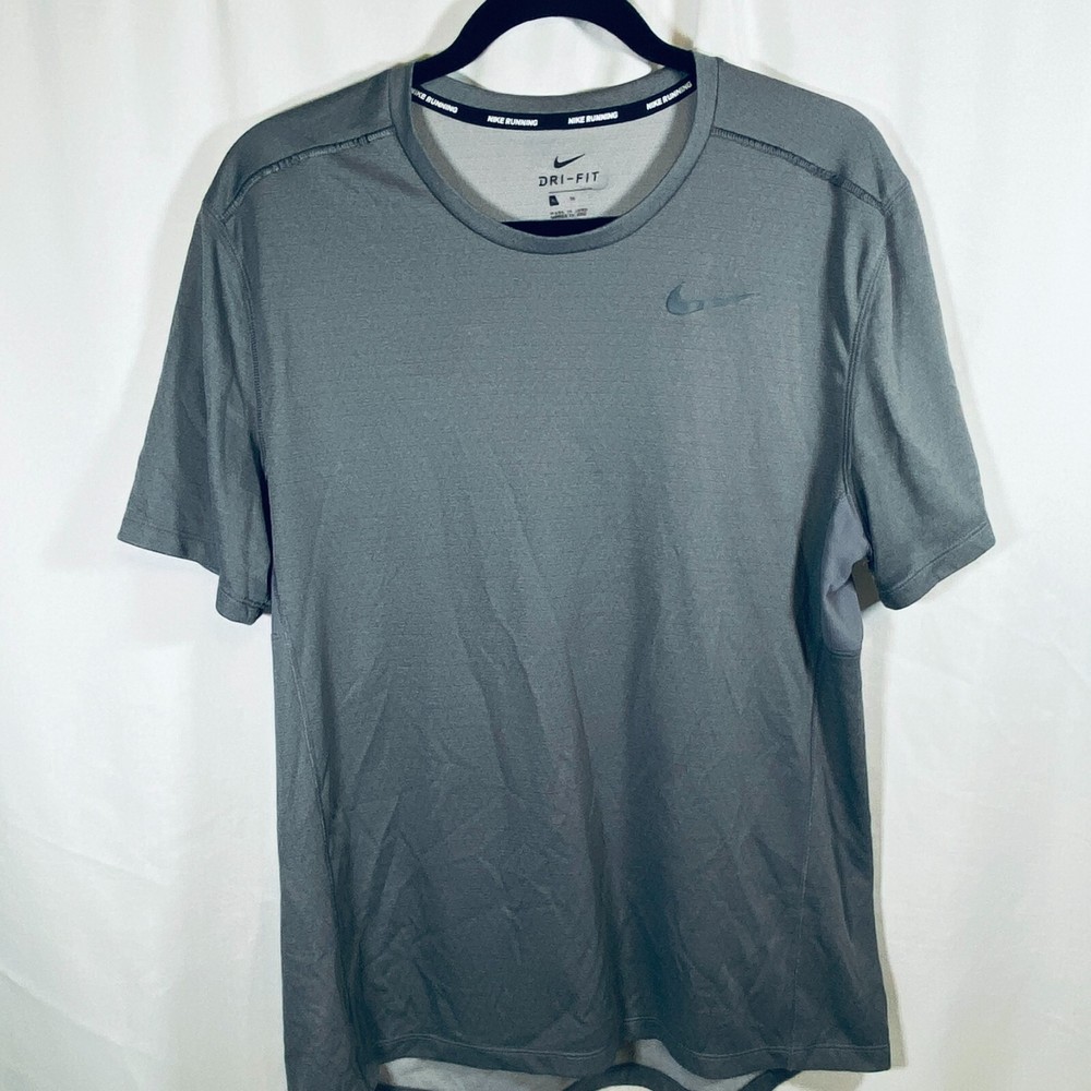 Nike Logo Shirt Mens XL Short Sleeve Crew Neck Lightweight Running Dri-Fit Gray