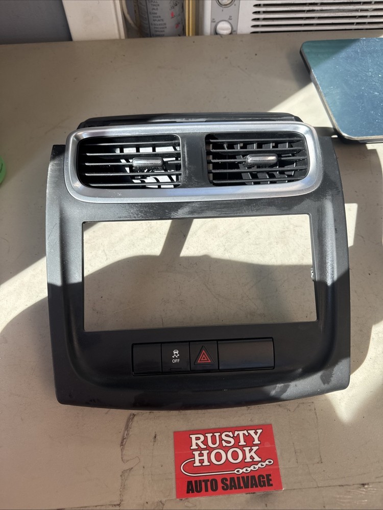 2013 Dodge Avenger Center Dash Radio Vent Bezel Trim Surround Panel 1SR07TRMAA