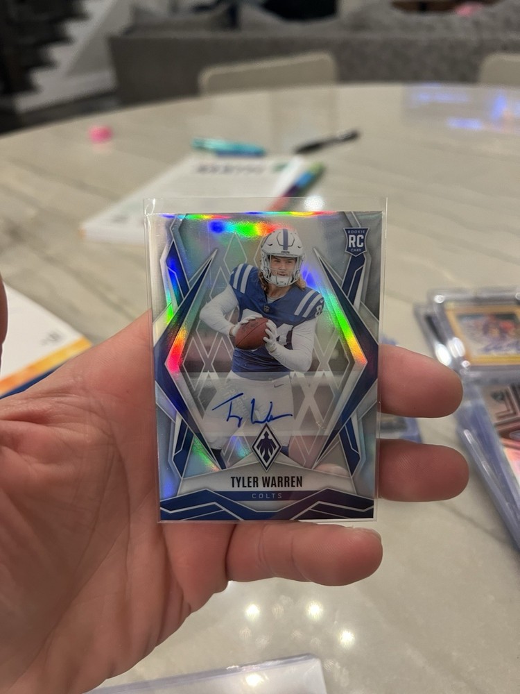 2025 Panini Phoenix - Rookies Tyler Warren #185 Silver Autographs /199 (AU, RC)