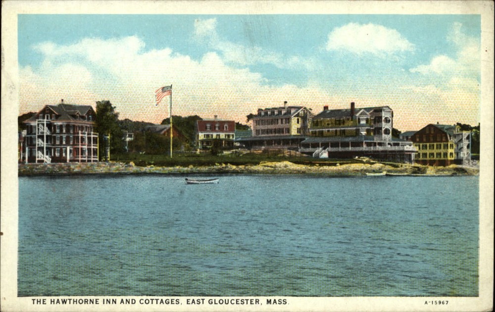 Hawthorne Inn and Cottages East Gloucester Massachusetts ~ 1920s postcard