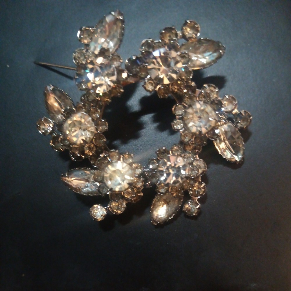 Vintage Clear Rhinestone Silver Tone Round Brooch Pin Prong Set