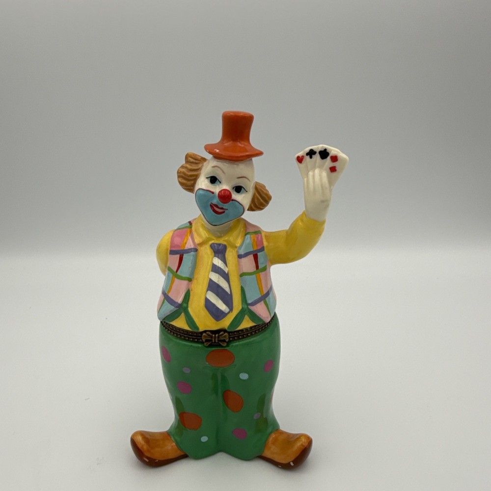 Clown Figurine Secret Hiding Trinket Box for Cards Behind Back 5.75 Inches