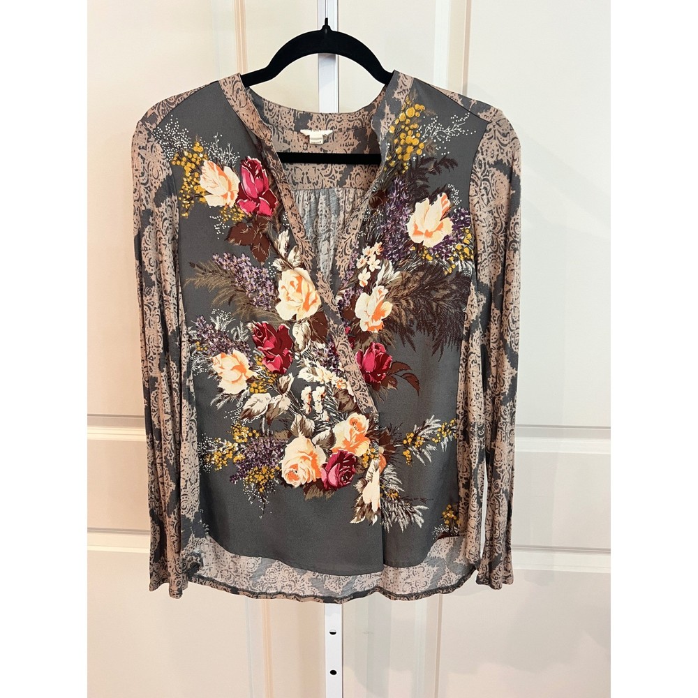 Anthropologie Tiny Floral Damask Mixed Print Surplice V-Neck Blouse Small Grey