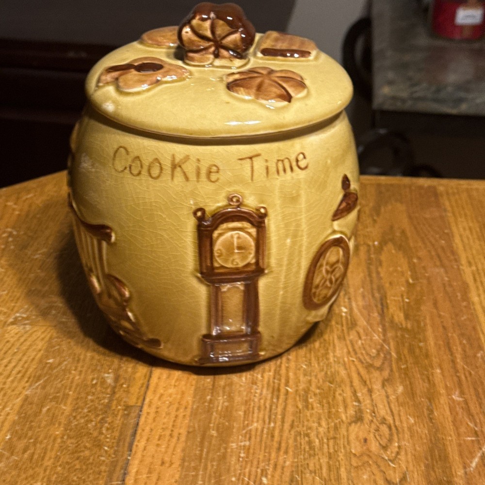 Vintage Cookie Jar Made in Japan for Old House Kitchenware Decor