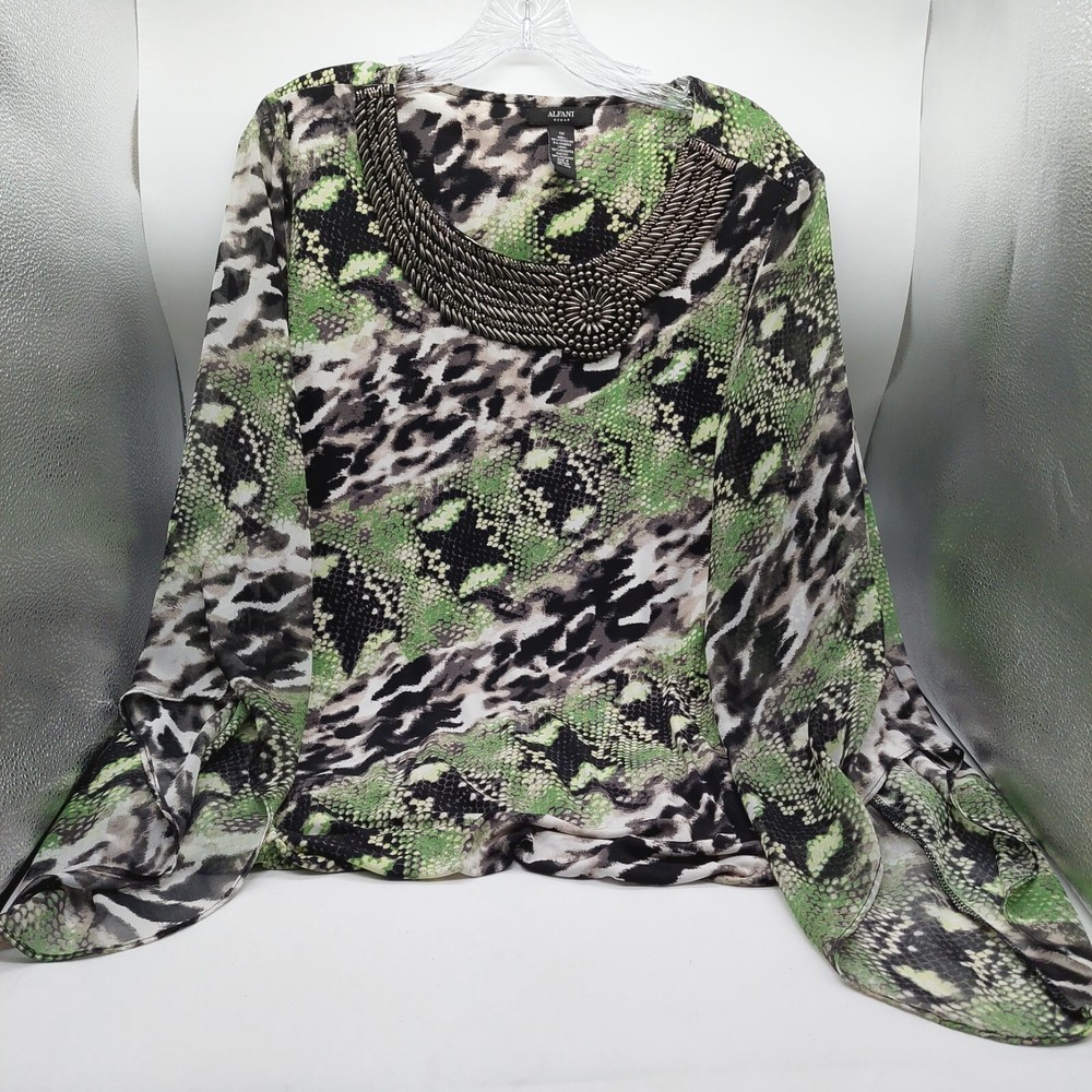 Alfani Top Woman 1X Black Green Animal Print Kimono Sleeve Bubble Hem Embellishe