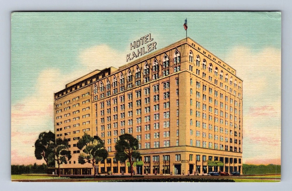 Rochester MN-Minnesota The Kahler Hotel Vintage Postcard